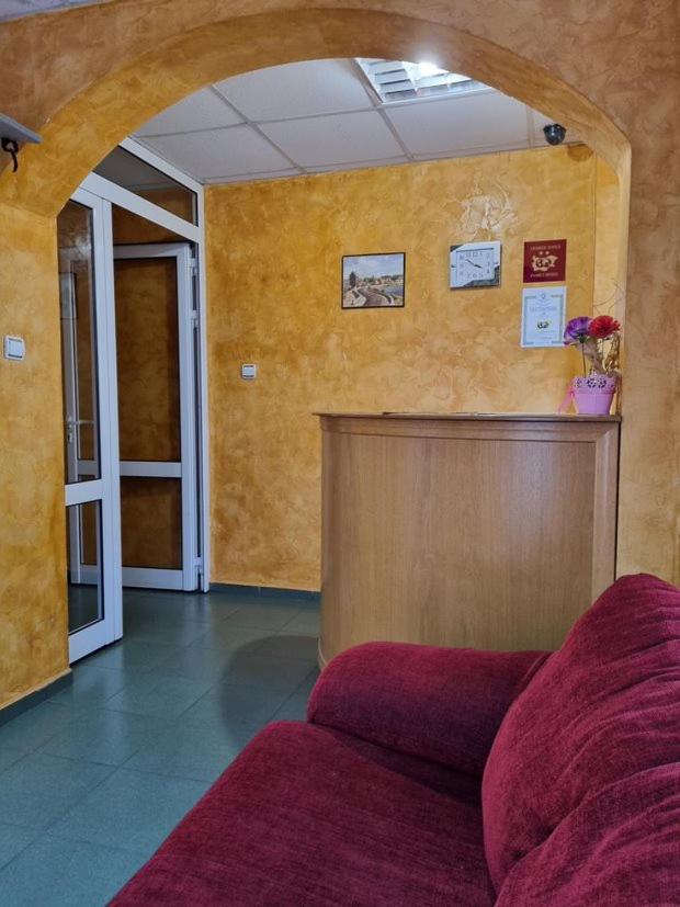 Family Hotel Rujeta Семеен Хотел Ружета - Идеален Център Pavlikeni Kültér fotó
