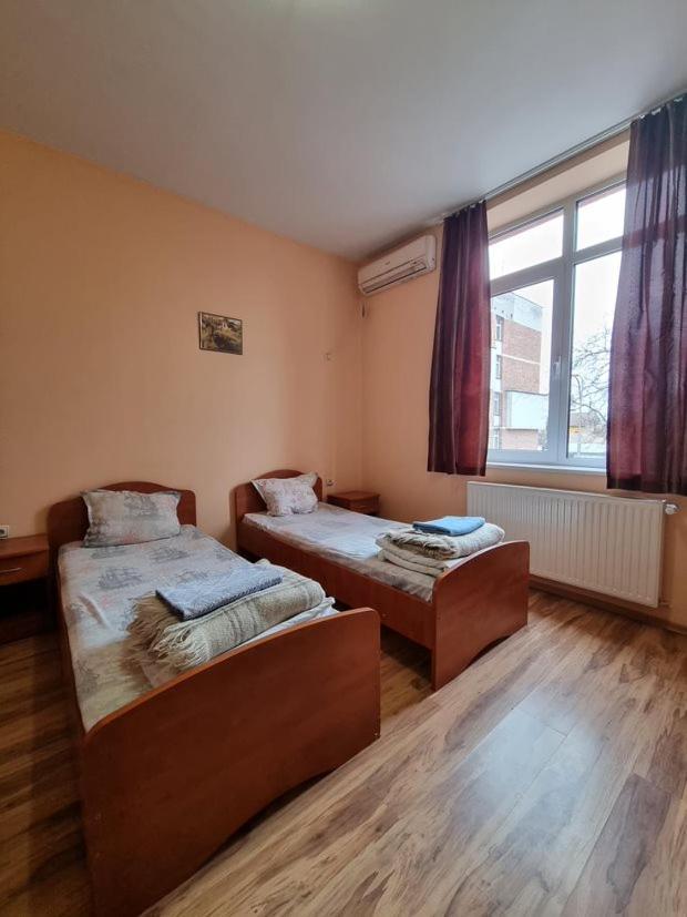 Family Hotel Rujeta Семеен Хотел Ружета - Идеален Център Pavlikeni Kültér fotó