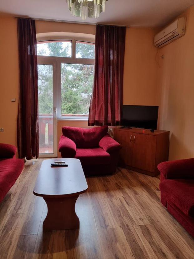 Family Hotel Rujeta Семеен Хотел Ружета - Идеален Център Pavlikeni Kültér fotó